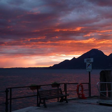Albergo Casa Este Brenzone sul Garda Dış mekan fotoğraf
