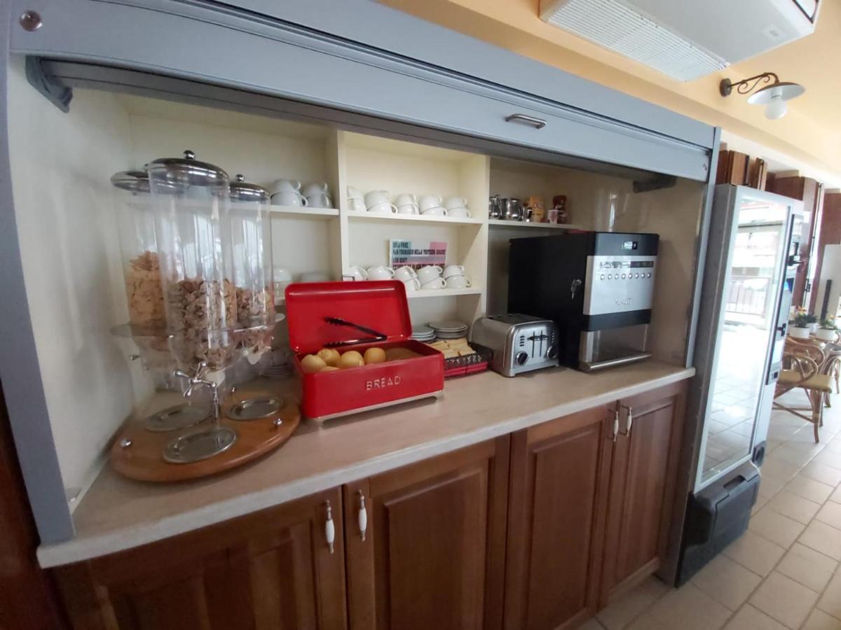 Albergo Casa Este Brenzone sul Garda Dış mekan fotoğraf