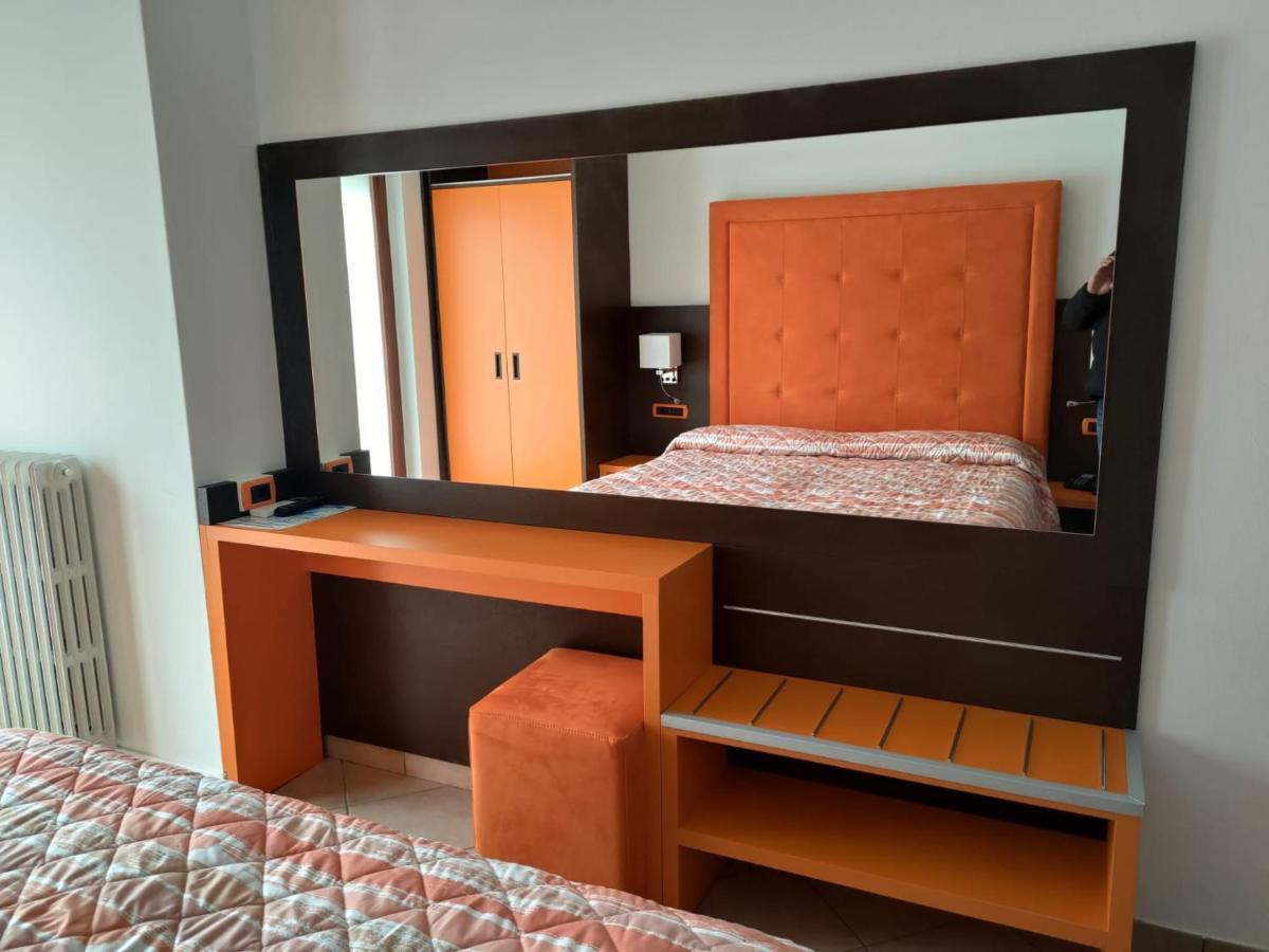Albergo Casa Este Brenzone sul Garda Dış mekan fotoğraf