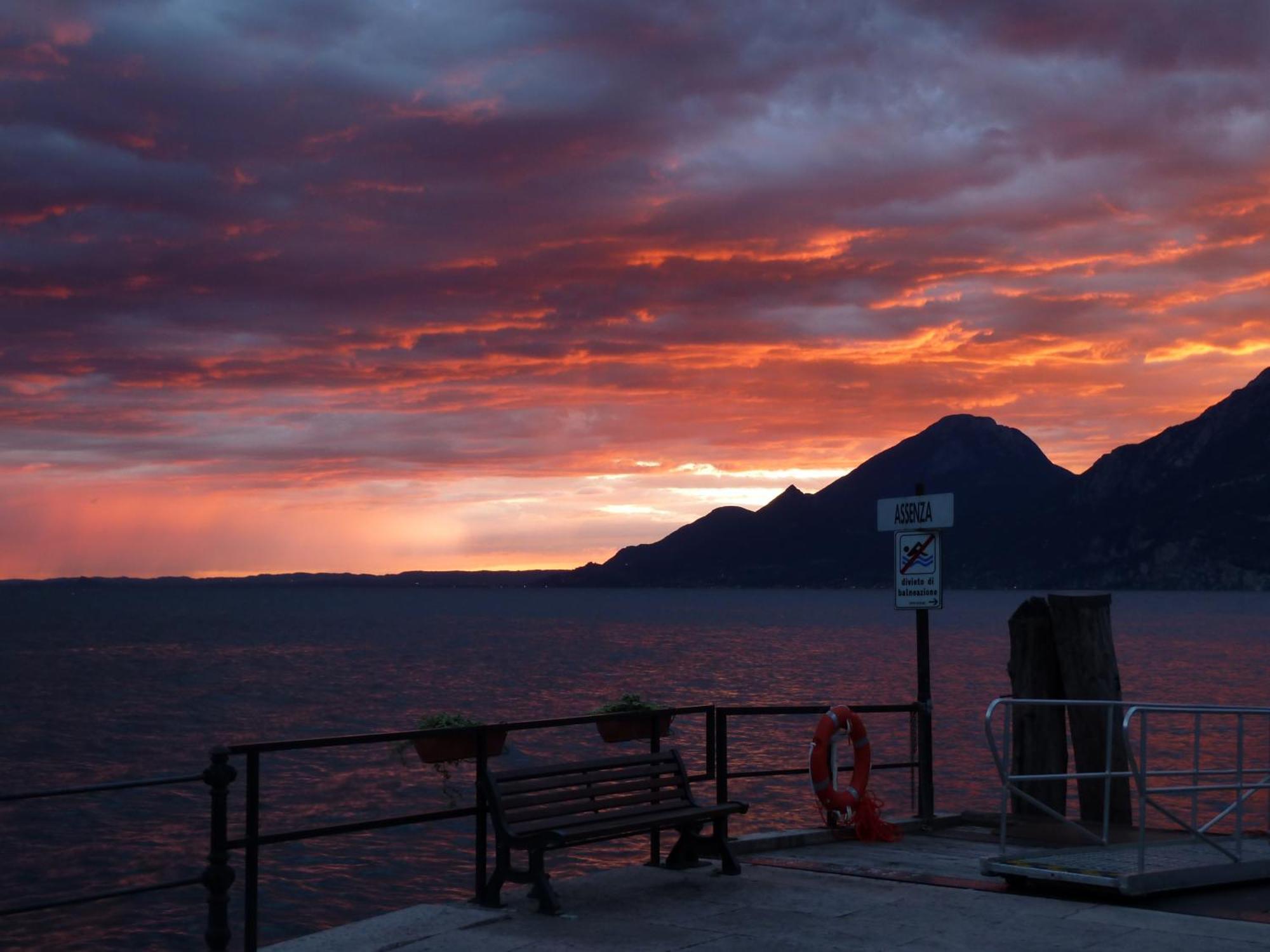 Albergo Casa Este Brenzone sul Garda Dış mekan fotoğraf