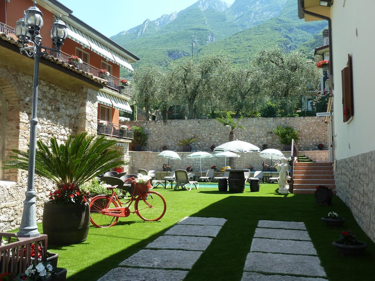 Albergo Casa Este Brenzone sul Garda Dış mekan fotoğraf